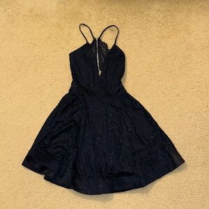 WINDSOR LACE DRESS, SIZE SMALL